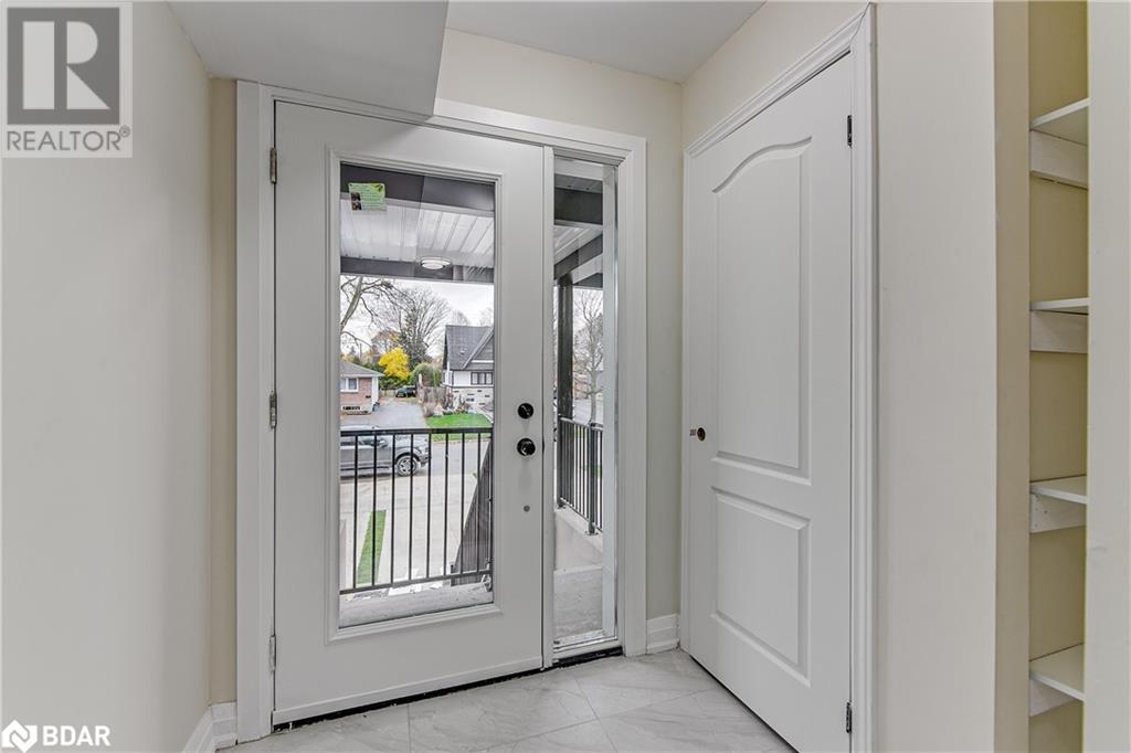 98 Peel Street Unit# 6, Barrie, Ontario  L4M 3K7 - Photo 3 - 40659581