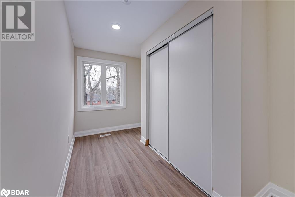 98 Peel Street Unit# 6, Barrie, Ontario  L4M 3K7 - Photo 30 - 40659581