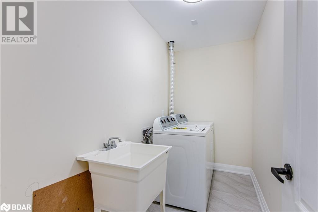 98 Peel Street Unit# 6, Barrie, Ontario  L4M 3K7 - Photo 38 - 40659581