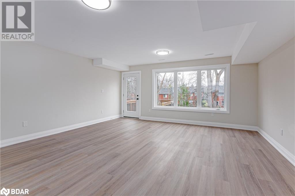 98 Peel Street Unit# 6, Barrie, Ontario  L4M 3K7 - Photo 7 - 40659581