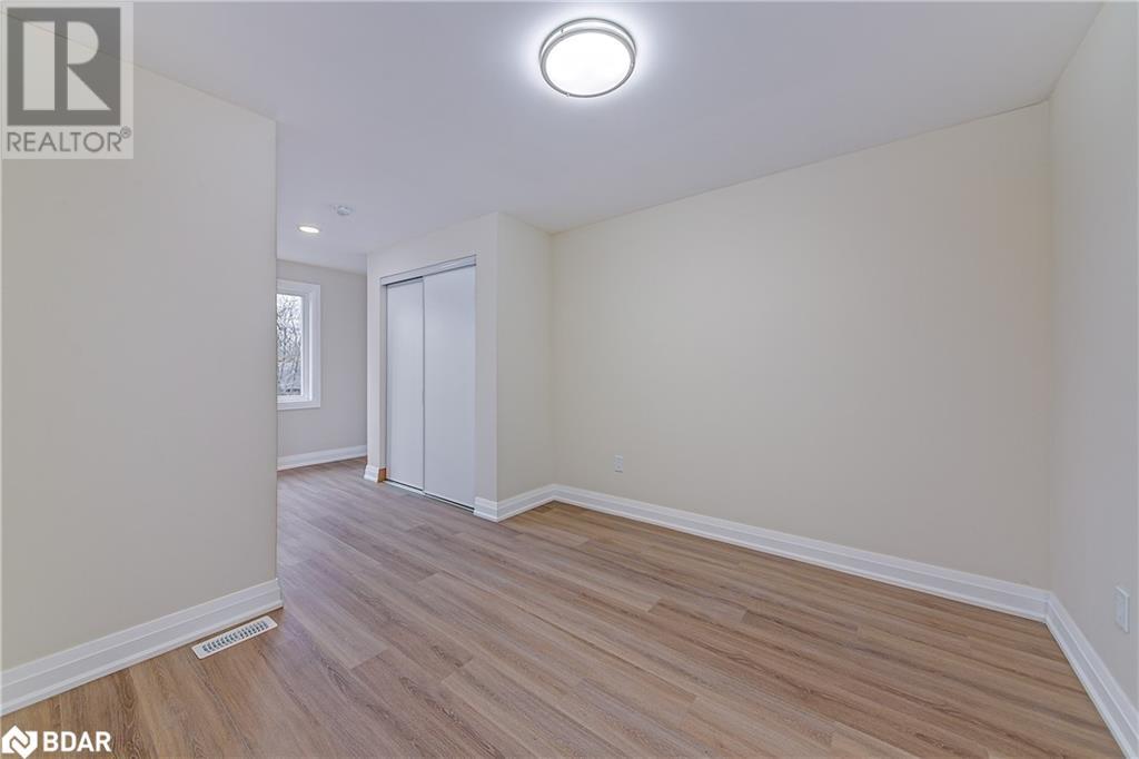 98 Peel Street Unit# 5, Barrie, Ontario  L4M 3K7 - Photo 23 - 40670056