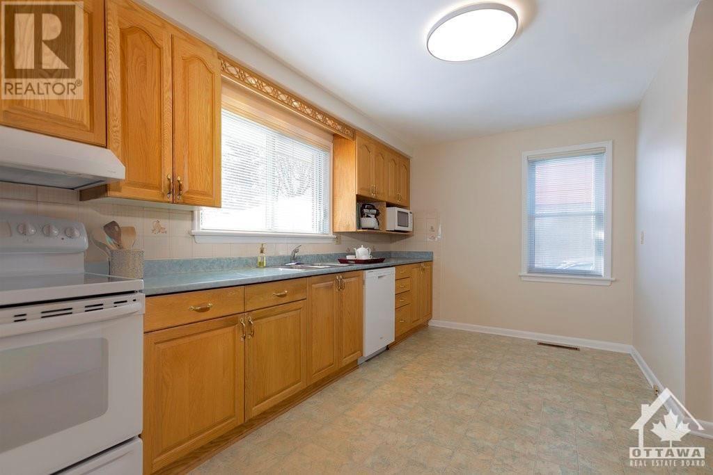 A - 820 Smyth Road, Ottawa, Ontario  K1G 1P3 - Photo 7 - X10477045
