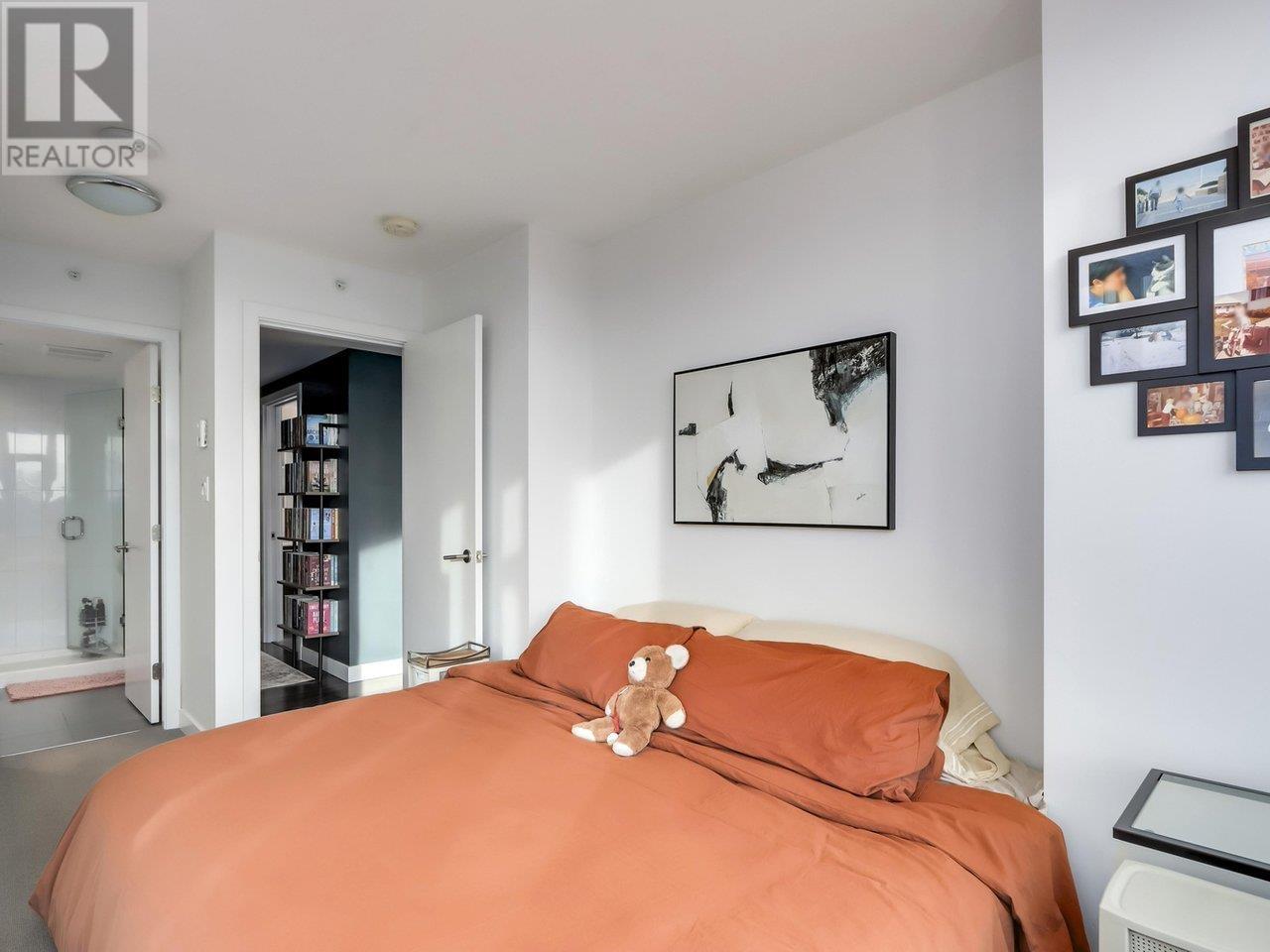 Listing Picture 18 of 29 : 1008 8031 NUNAVUT LANE, Vancouver / 溫哥華 - 魯藝地產 Yvonne Lu Group - MLS Medallion Club Member