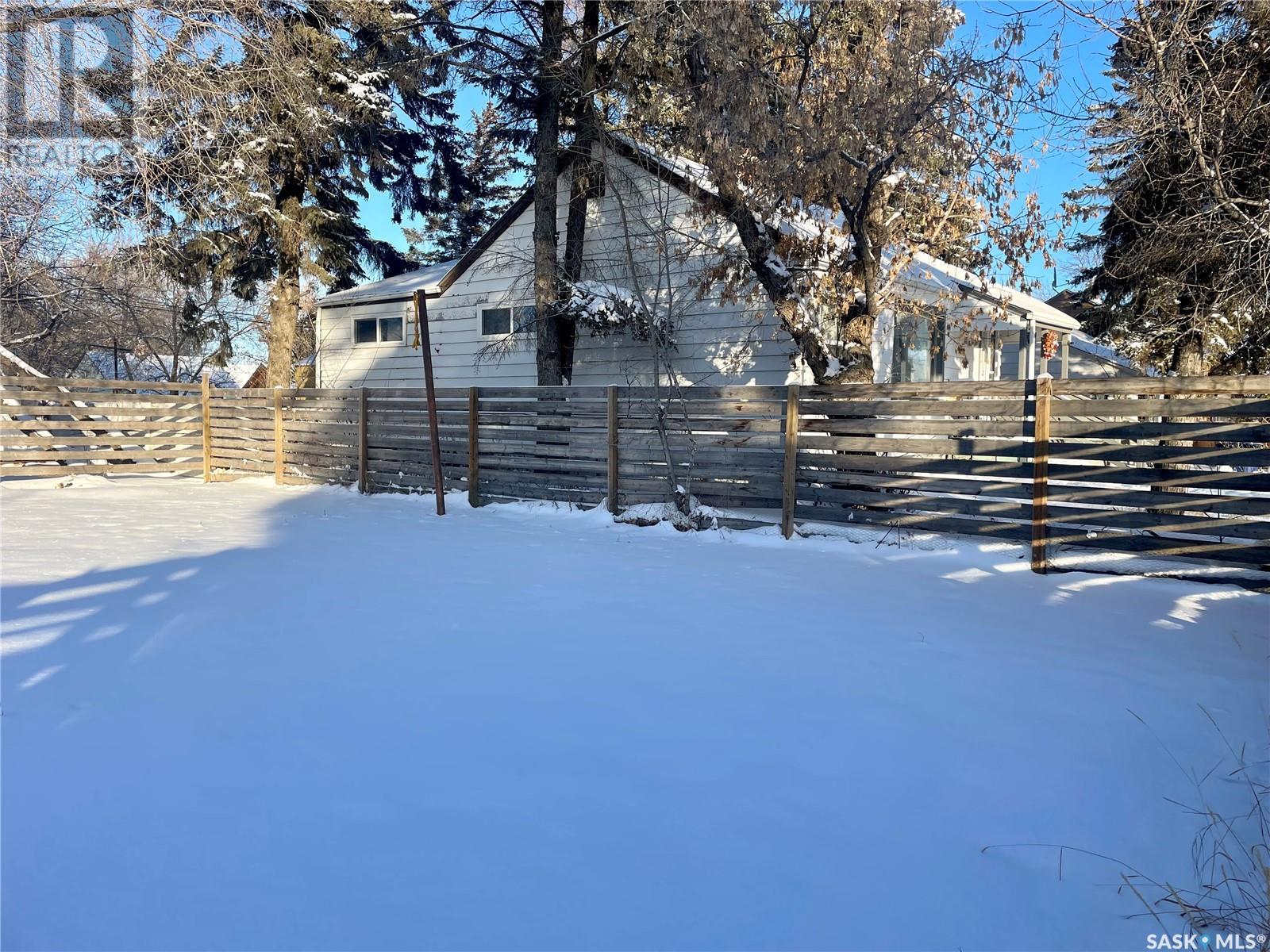 Property at 1302 Idylwyld DRIVE N image