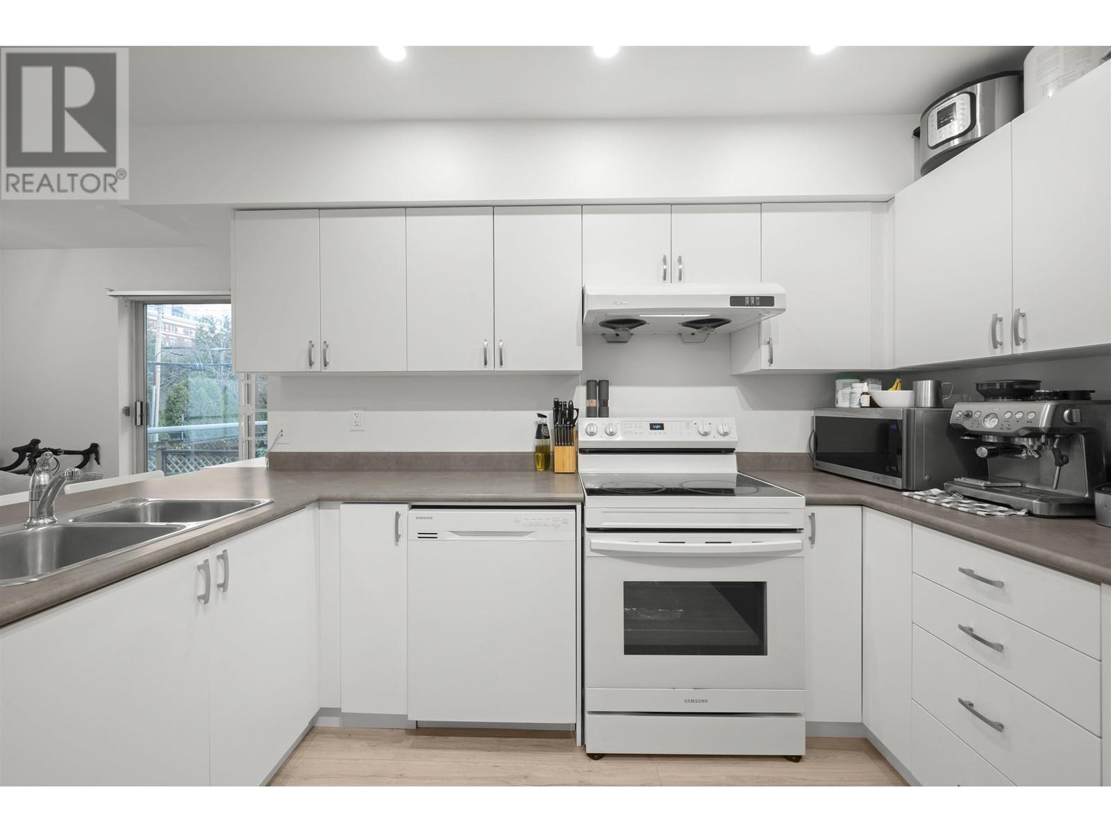 203 1575 W 13th Avenue, Vancouver, British Columbia  V6J 2G5 - Photo 8 - R2946498
