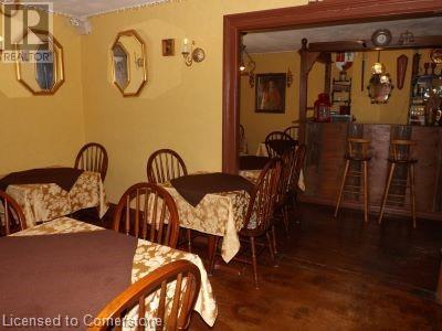 5815 Main StreetNiagara Falls, Ontario  L2G 5Z6 - Photo 2 - 40680519