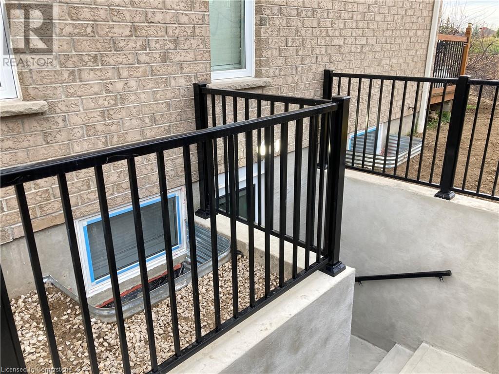 242 Buttercup Court Unit# Lowerlevel, Waterloo, Ontario  N2V 2W8 - Photo 4 - 40678448