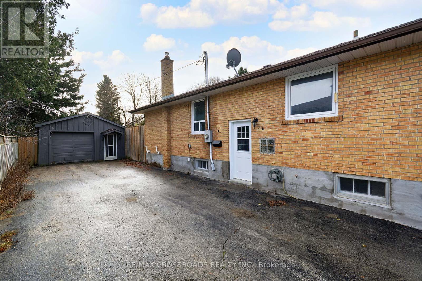 82 Mccarthy Street, Orangeville, Ontario  L9W 1B3 - Photo 4 - W10440882