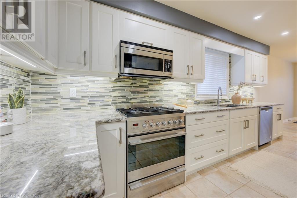 129 Dorchester DriveGrimsby, Ontario  L3M 5H5 - Photo 10 - 40679289