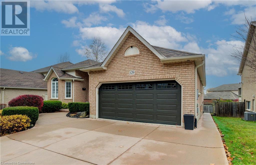 129 Dorchester DriveGrimsby, Ontario  L3M 5H5 - Photo 3 - 40679289