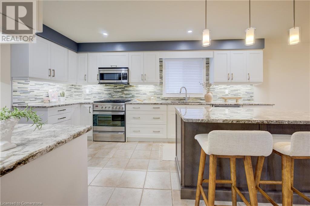 129 Dorchester DriveGrimsby, Ontario  L3M 5H5 - Photo 12 - 40679289