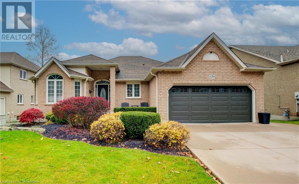 129 Dorchester DriveGrimsby, Ontario  L3M 5H5 - Photo 1 - 40679289