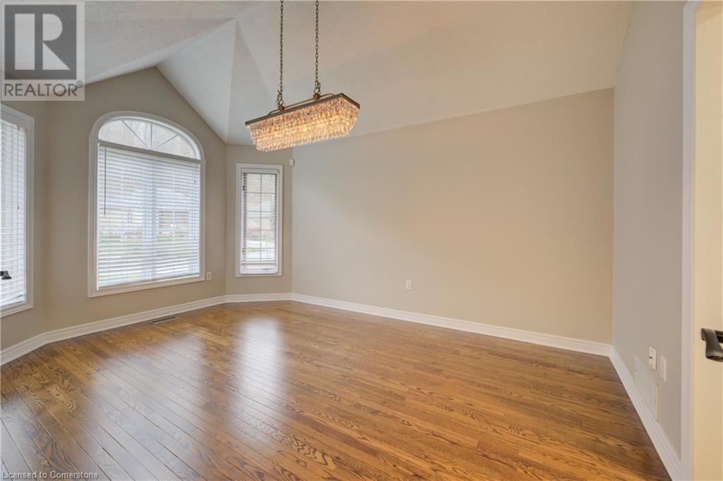 129 Dorchester DriveGrimsby, Ontario  L3M 5H5 - Photo 7 - 40679289