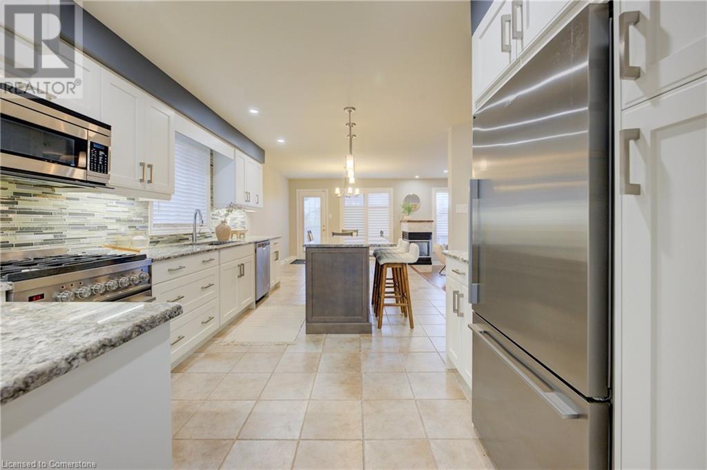 129 Dorchester DriveGrimsby, Ontario  L3M 5H5 - Photo 9 - 40679289