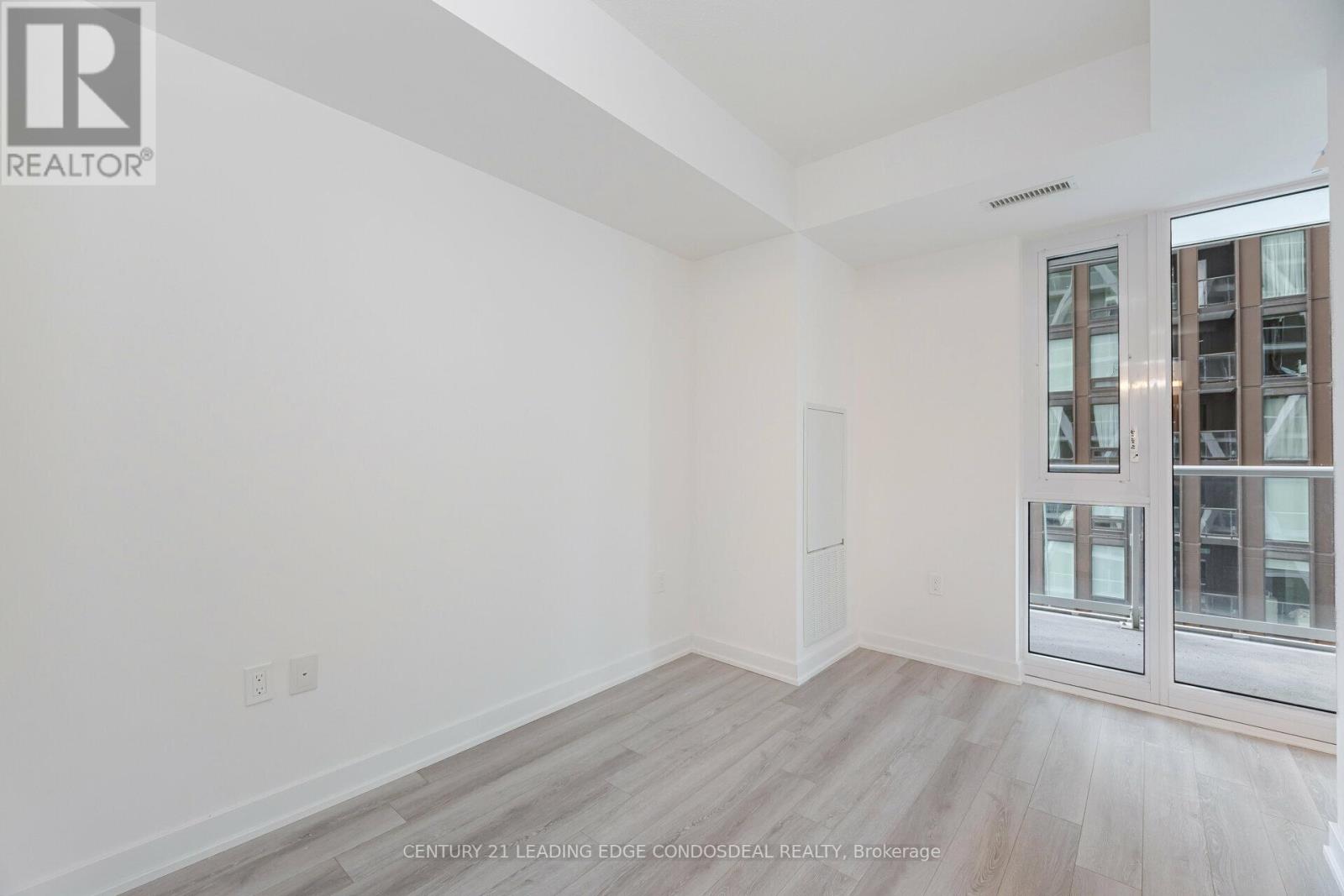 2220 - 230 Simcoe Street, Toronto (Kensington-Chinatown), Ontario  M5T 0G7 - Photo 17 - C10845423