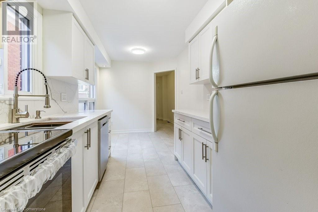 1415 Hazelton Boulevard Unit# 21, Burlington, Ontario  L7P 4W6 - Photo 11 - 40680141