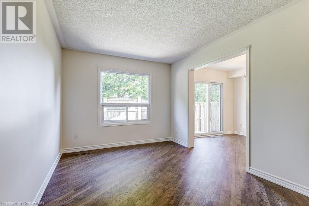 1415 Hazelton Boulevard Unit# 21, Burlington, Ontario  L7P 4W6 - Photo 17 - 40680141