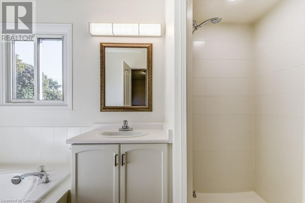 1415 Hazelton Boulevard Unit# 21, Burlington, Ontario  L7P 4W6 - Photo 23 - 40680141