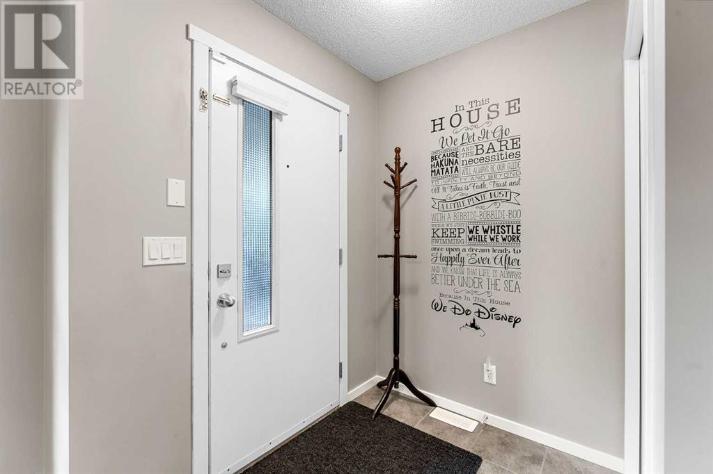 34 Walden Drive Se, Calgary, Alberta  T2X 0S6 - Photo 2 - A2170478