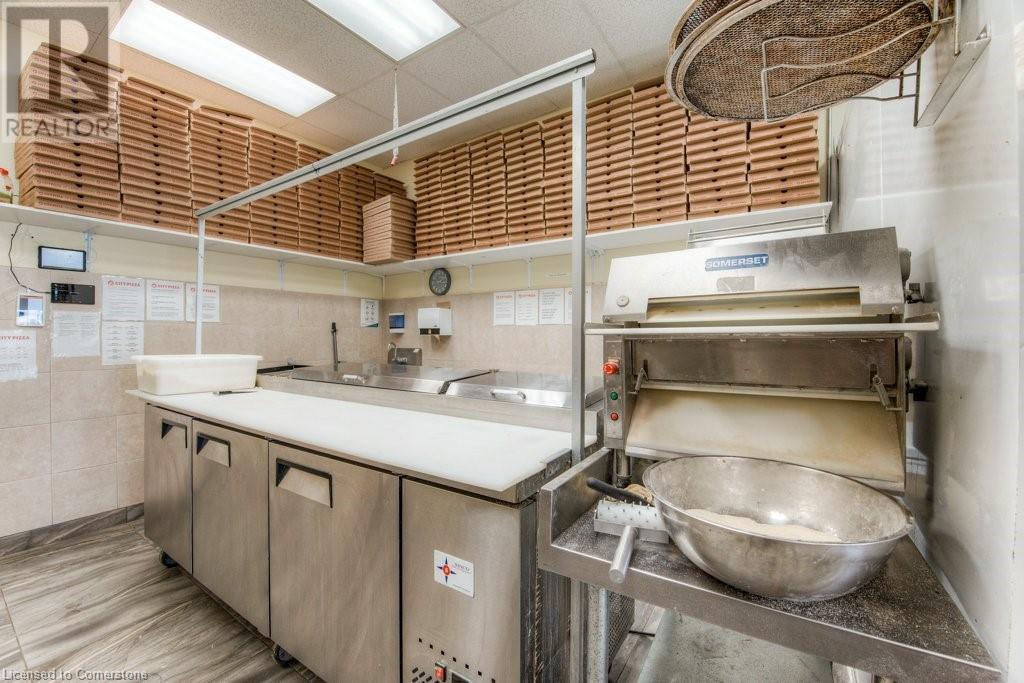 20 Woodlawn Road E Unit# 6, Guelph, Ontario  N1H 1G7 - Photo 10 - 40680554