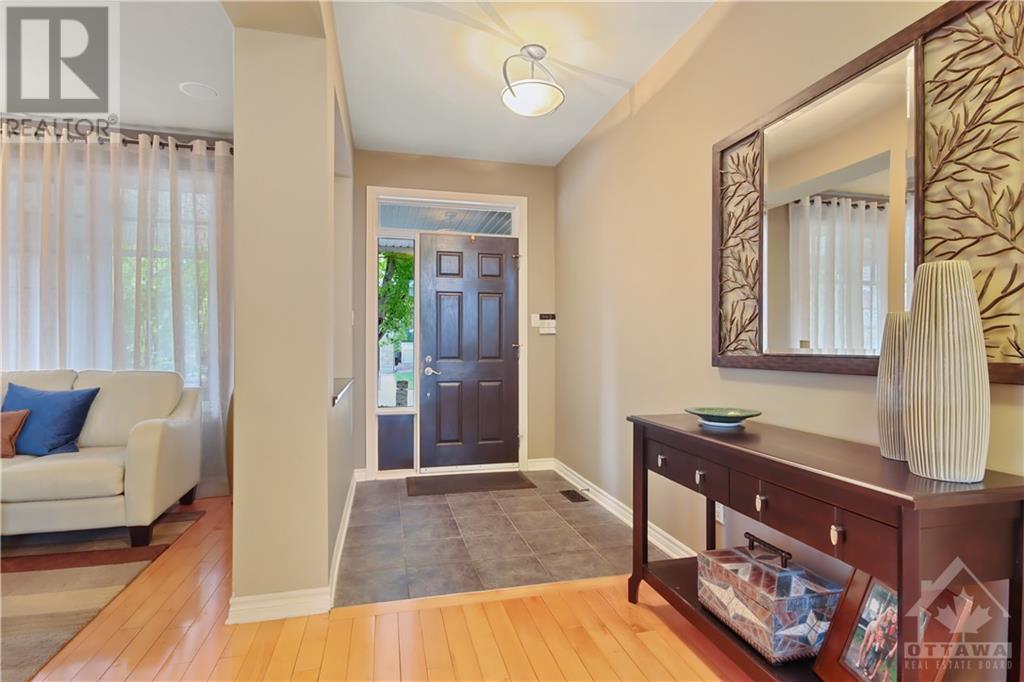 55 Ironside Court E, Ottawa, Ontario  K2K 3H6 - Photo 4 - X10845472