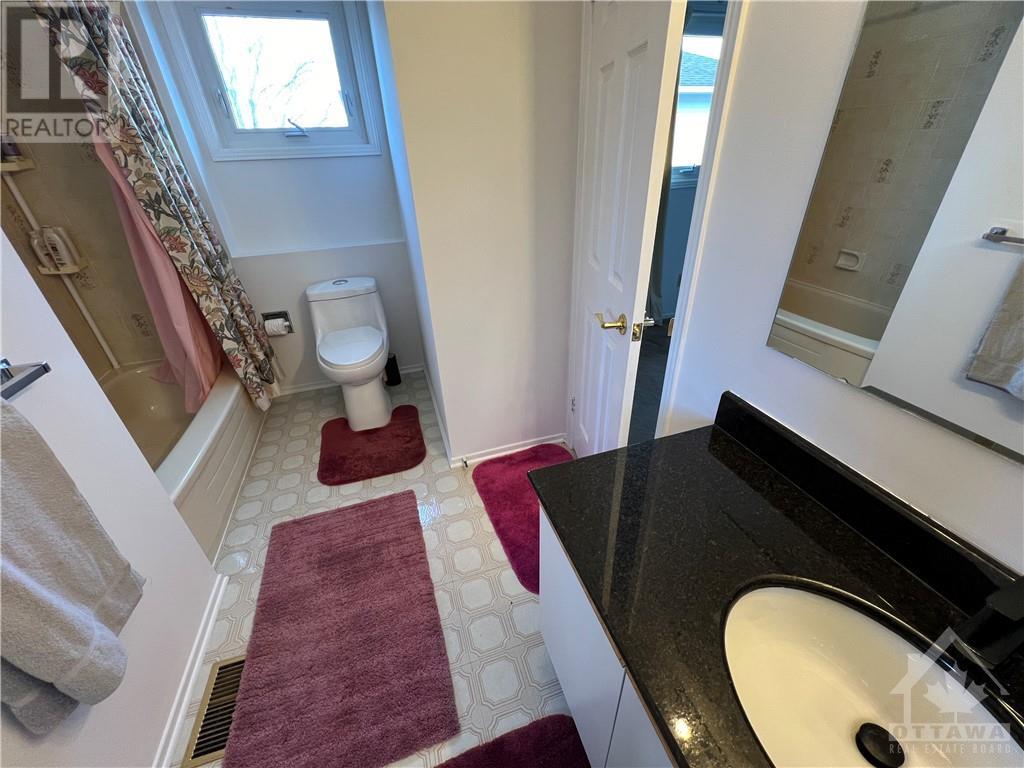 1307 Turner Crescent, Ottawa, Ontario  K1E 2Y5 - Photo 23 - X10423793