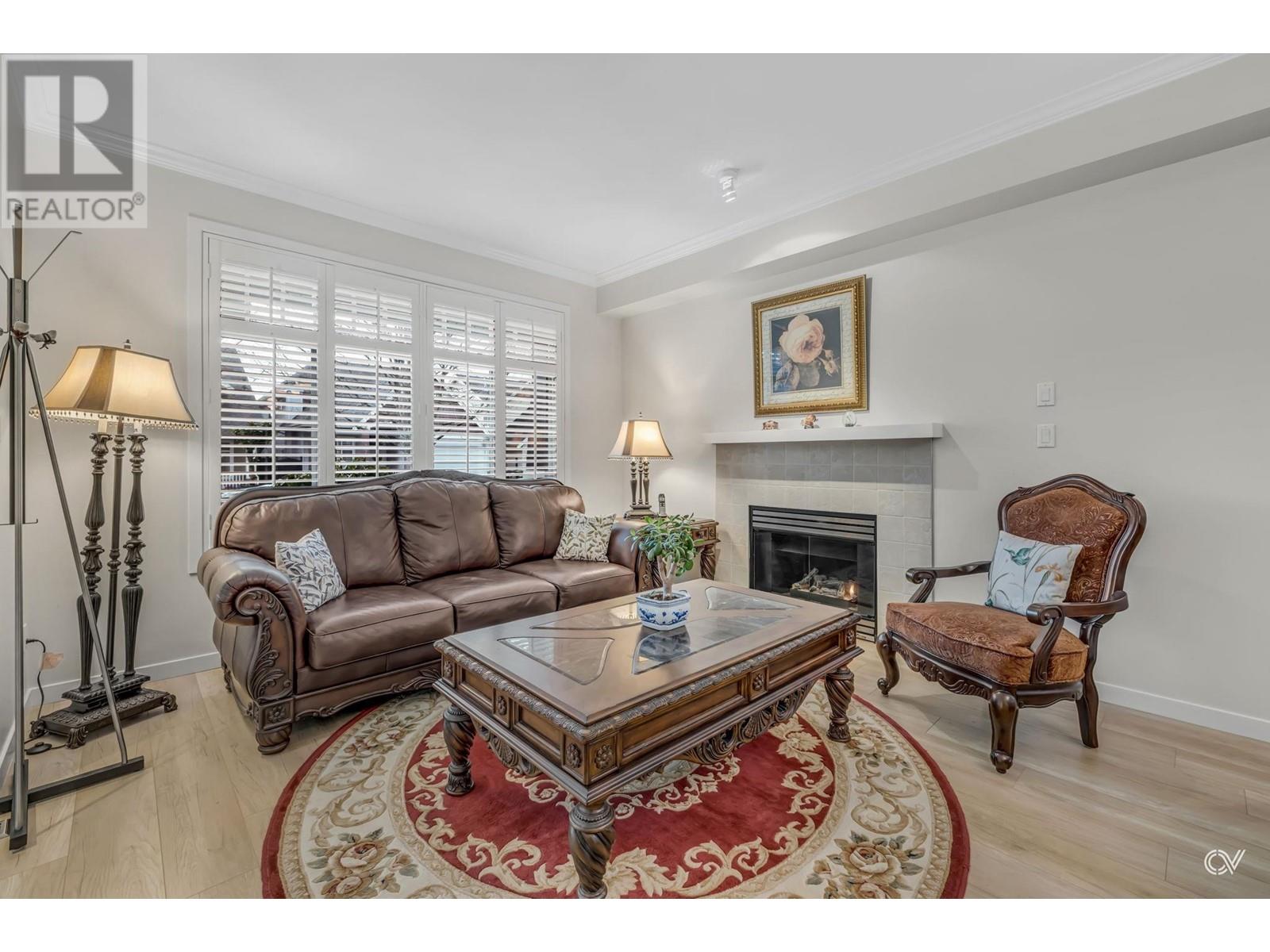 Listing Picture 9 of 23 : 4368 BLAIR DRIVE, Richmond / 烈治文 - 魯藝地產 Yvonne Lu Group - MLS Medallion Club Member