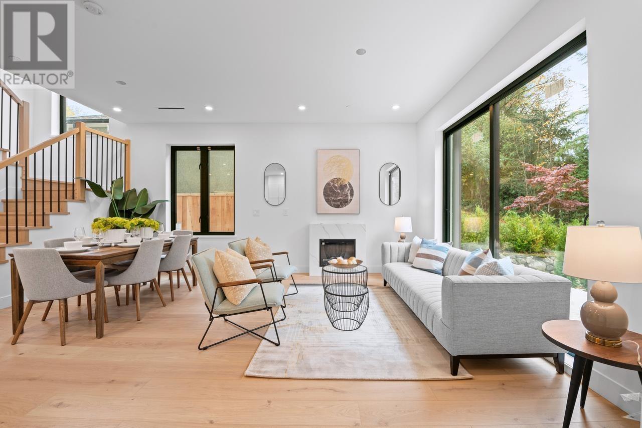 Listing Picture 18 of 40 : 1 3841 W 27TH AVENUE, Vancouver / 溫哥華 - 魯藝地產 Yvonne Lu Group - MLS Medallion Club Member