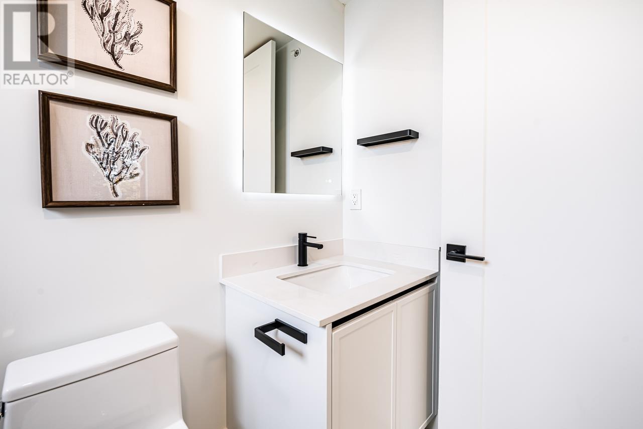 Listing Picture 31 of 40 : 1 3841 W 27TH AVENUE, Vancouver / 溫哥華 - 魯藝地產 Yvonne Lu Group - MLS Medallion Club Member