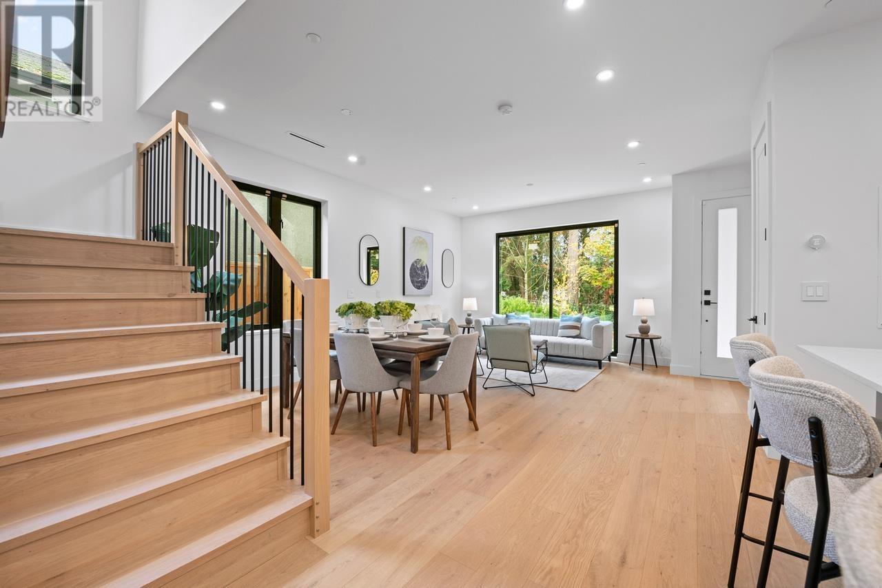 Listing Picture 9 of 40 : 1 3841 W 27TH AVENUE, Vancouver / 溫哥華 - 魯藝地產 Yvonne Lu Group - MLS Medallion Club Member