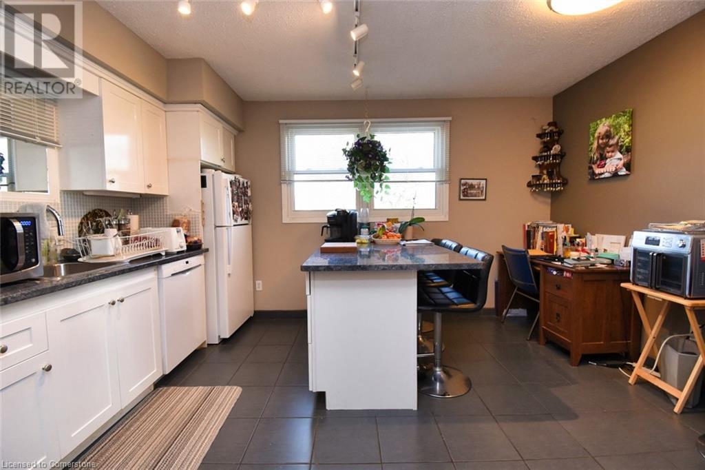 80a Maclennan Avenue, Hamilton, Ontario  L8V 1X6 - Photo 10 - 40680473