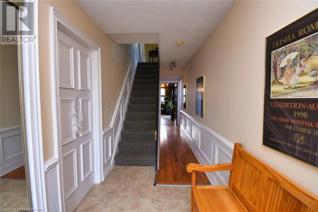 80a Maclennan Avenue, Hamilton, Ontario  L8V 1X6 - Photo 2 - 40680473