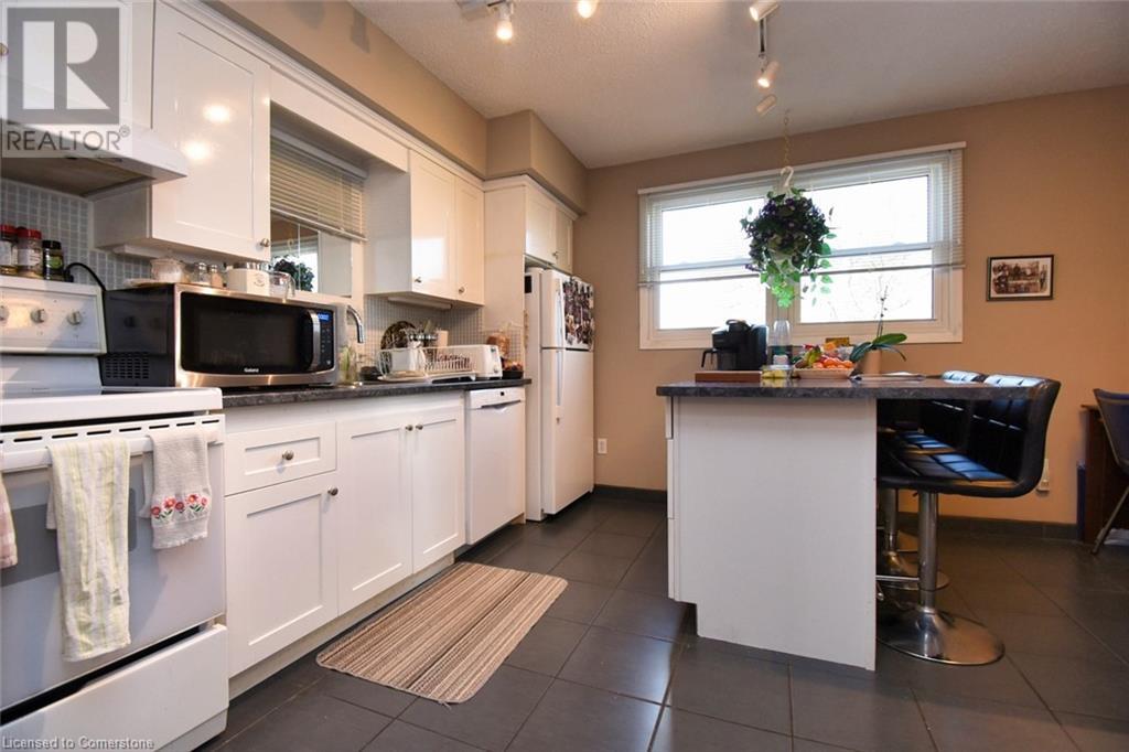 80a Maclennan Avenue, Hamilton, Ontario  L8V 1X6 - Photo 11 - 40680473