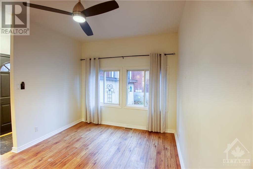 1 - 1-272 Royal Avenue, Ottawa, Ontario  K2A 1T5 - Photo 4 - X10854812