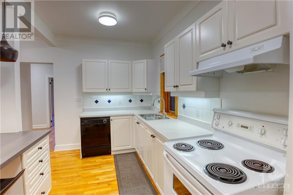 1 - 1-272 Royal Avenue, Ottawa, Ontario  K2A 1T5 - Photo 7 - X10854812