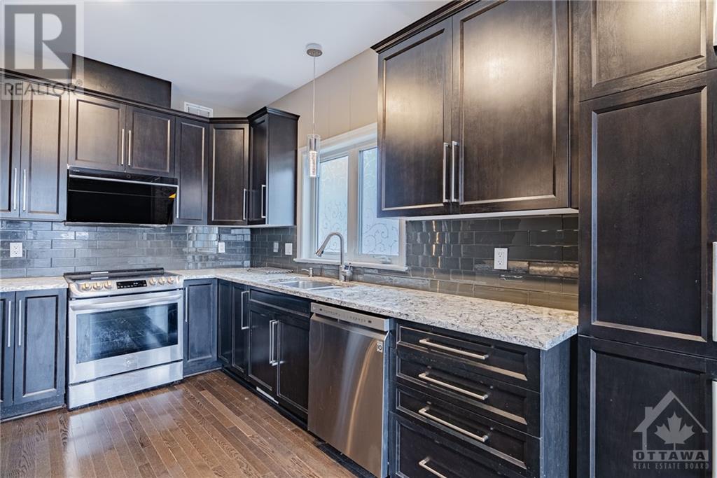 236 Gracewood Crescent, Ottawa, Ontario  K1T 0J1 - Photo 11 - X10854831
