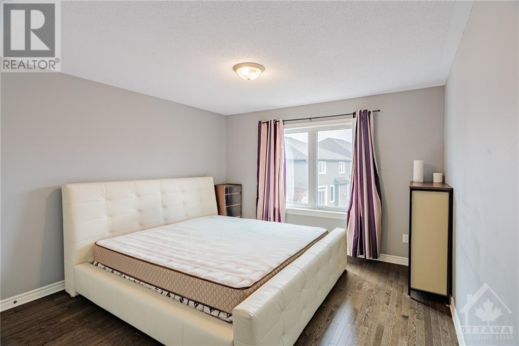 236 Gracewood Crescent, Ottawa, Ontario  K1T 0J1 - Photo 18 - X10854831