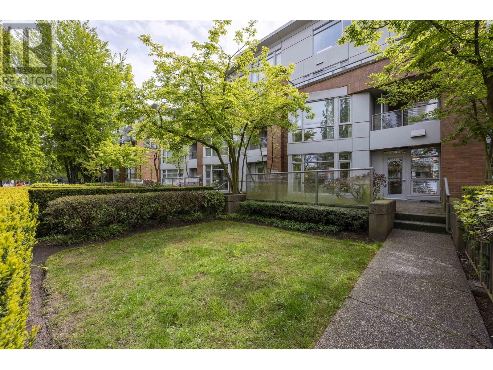 Listing Picture 30 of 33 : 205 638 W 45TH AVENUE, Vancouver / 溫哥華 - 魯藝地產 Yvonne Lu Group - MLS Medallion Club Member