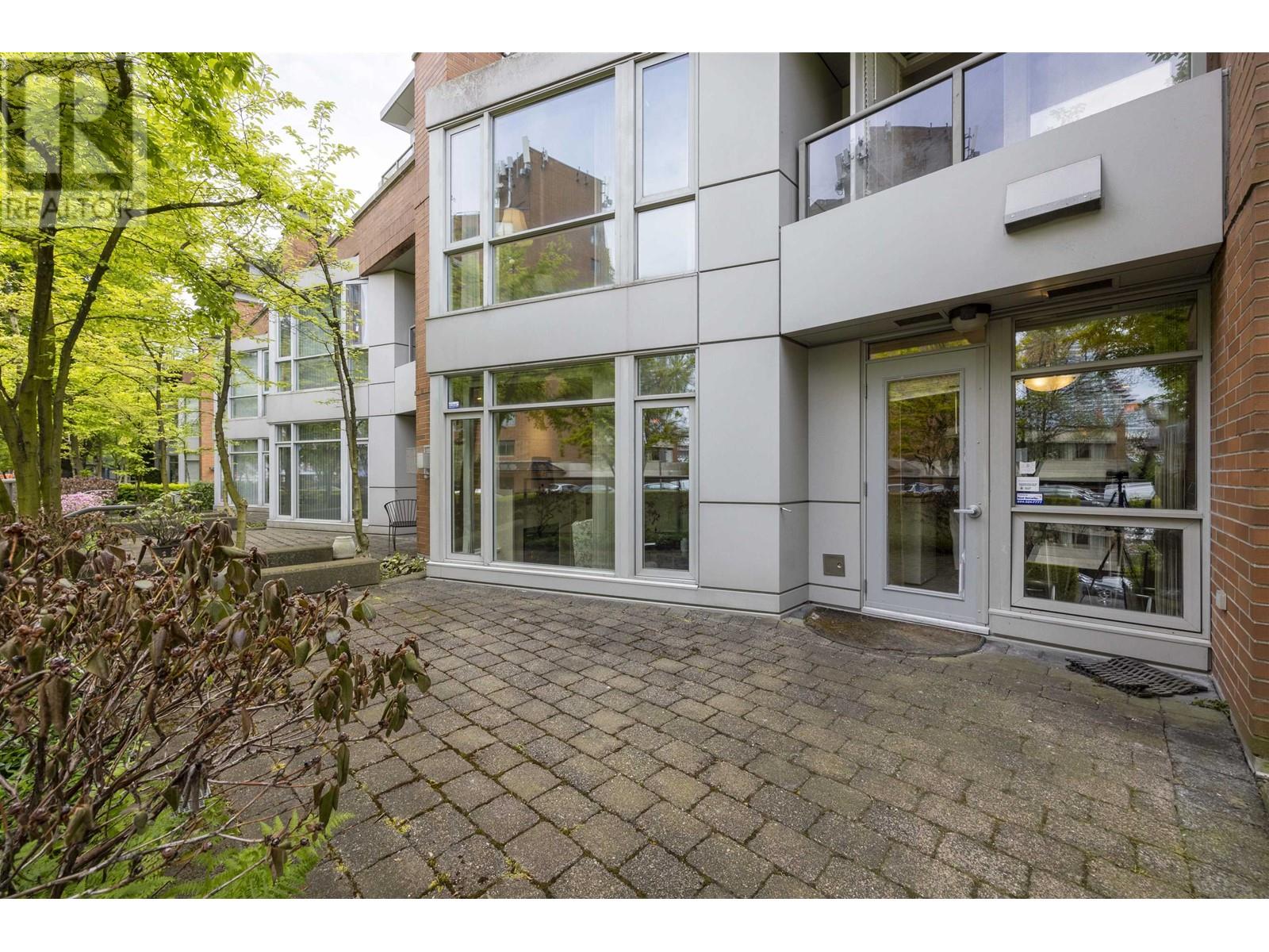 Listing Picture 31 of 33 : 205 638 W 45TH AVENUE, Vancouver / 溫哥華 - 魯藝地產 Yvonne Lu Group - MLS Medallion Club Member