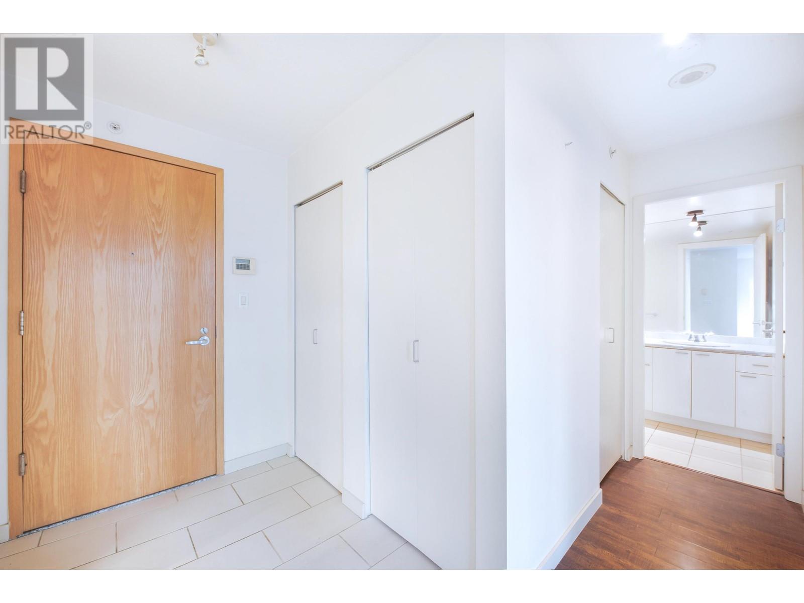 1007 1200 W Georgia Street, Vancouver, British Columbia  V6E 4R2 - Photo 13 - R2940126
