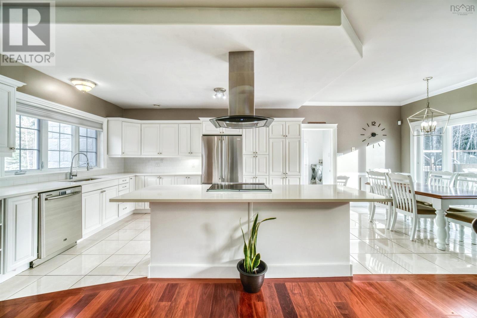 214 Lochmoor Lane, Forest Hills, Nova Scotia  B2W 6C8 - Photo 4 - 202426937