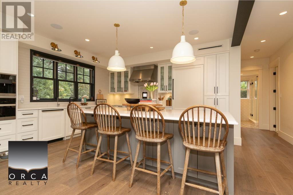 3118 Fairmont Road, North Vancouver, British Columbia  V7R 2W6 - Photo 4 - R2946045