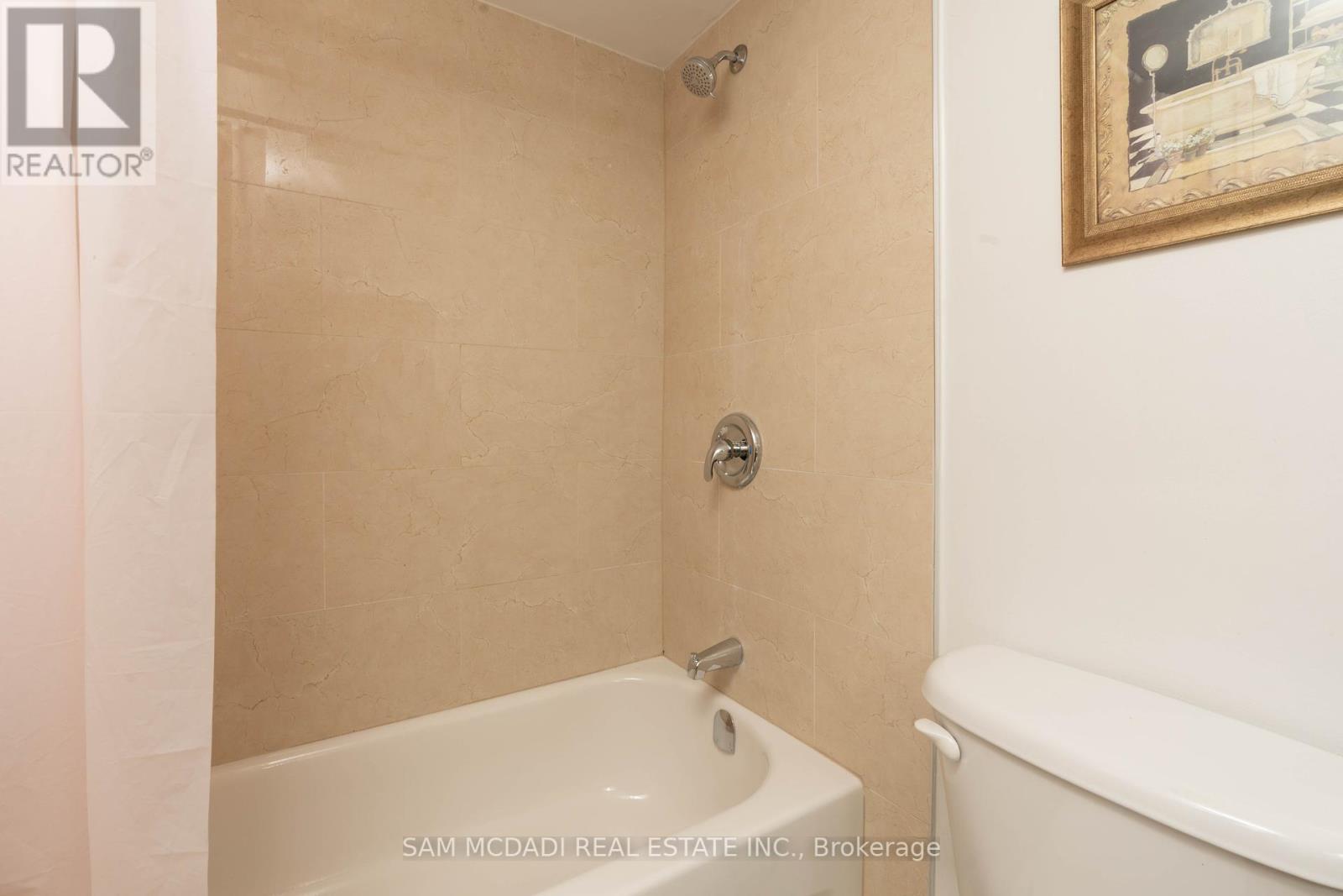 1712 - 530 Lolita Gardens, Mississauga, Ontario  L5A 3T2 - Photo 19 - W10874700