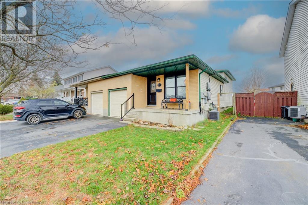 81 Dyer Court, Cambridge, Ontario  N3C 4B9 - Photo 4 - 40678408