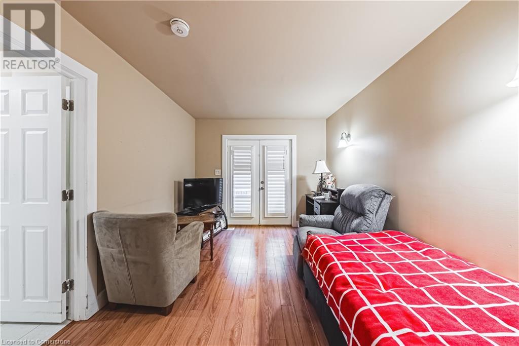 1 South Oval, Hamilton, Ontario  L8S 1P7 - Photo 17 - 40680481