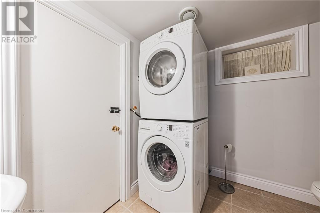 1 South Oval, Hamilton, Ontario  L8S 1P7 - Photo 28 - 40680481