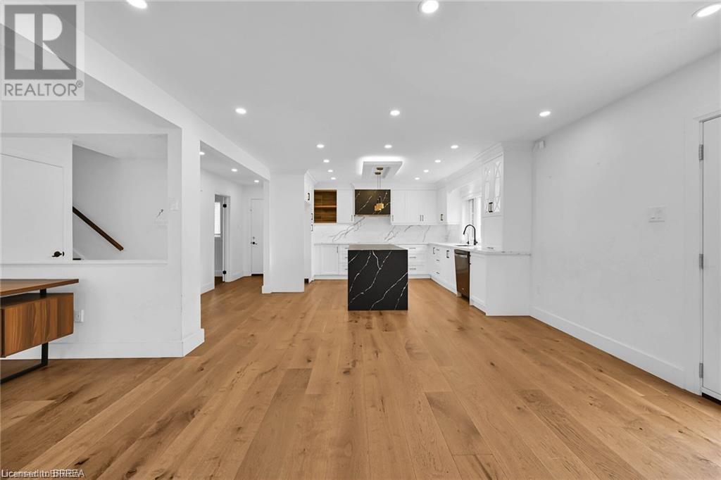 396 Denlow Avenue, Hamilton, Ontario  L9C 6Z5 - Photo 21 - 40679411