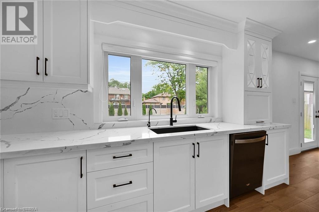 396 Denlow Avenue, Hamilton, Ontario  L9C 6Z5 - Photo 23 - 40679411