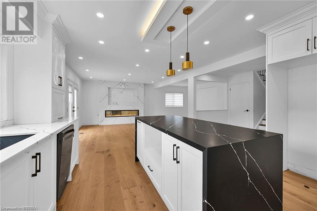 396 Denlow Avenue, Hamilton, Ontario  L9C 6Z5 - Photo 24 - 40679411