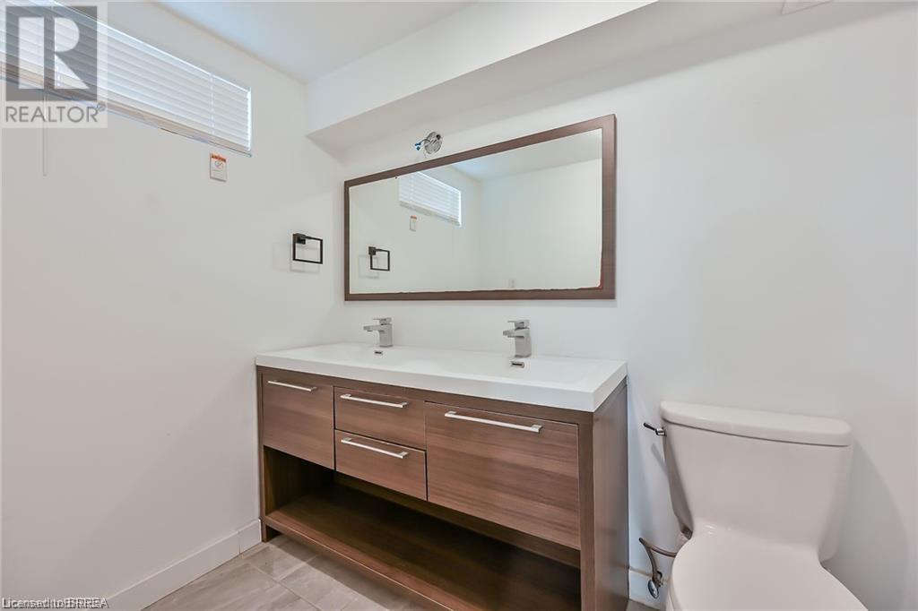 396 Denlow Avenue, Hamilton, Ontario  L9C 6Z5 - Photo 35 - 40679411